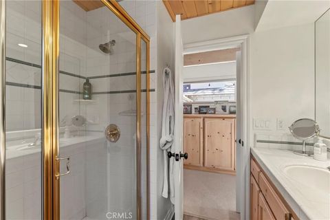 Tiny photo for 27685 High Knoll Rd, Lake Arrowhead, CA 92352 (MLS # IG25271951)