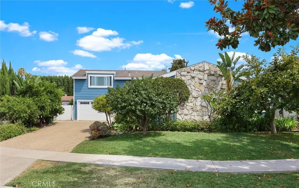 13142 Laburnum Drive
