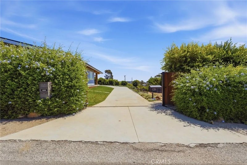 5660 Busch Drive