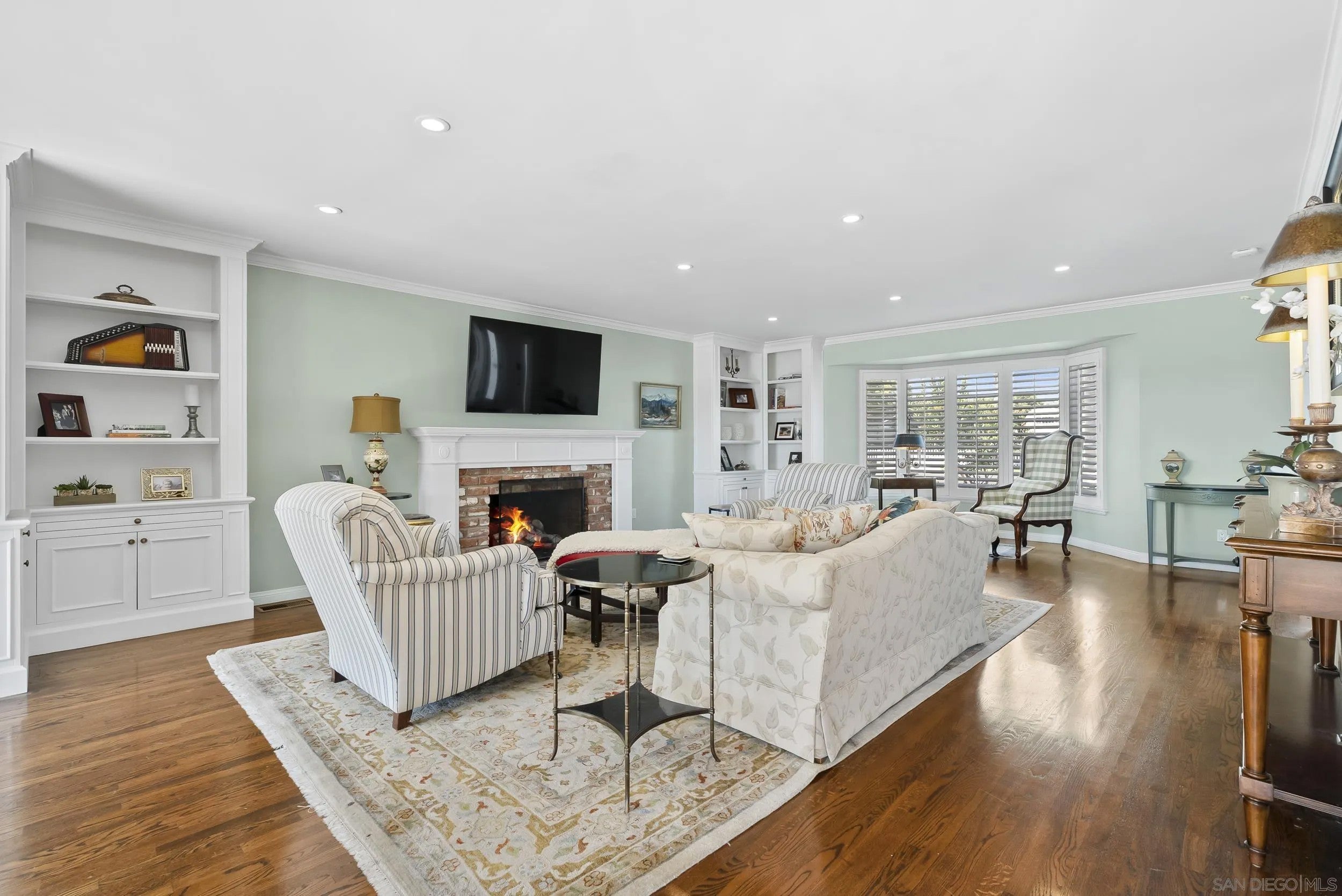 5324 Canterbury Drive