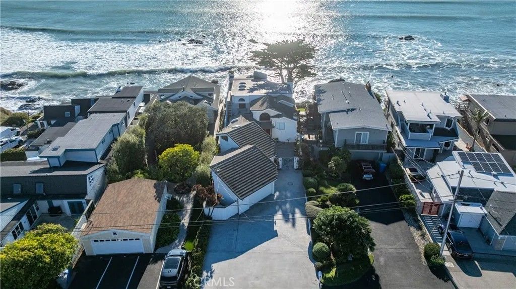 Photo of 268 Pacific Ave, Cayucos, CA 93430 (MLS # SC26029741)