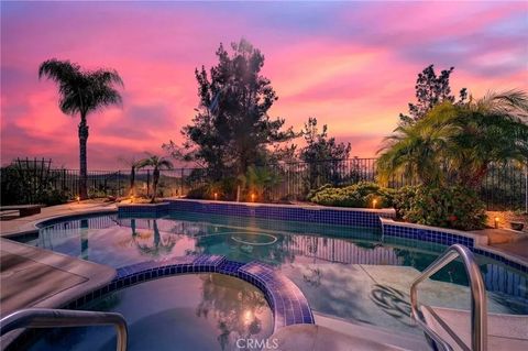 Photo of 23801 Hollingsworth Dr, Murrieta, CA 92562 (MLS # SW26024717)