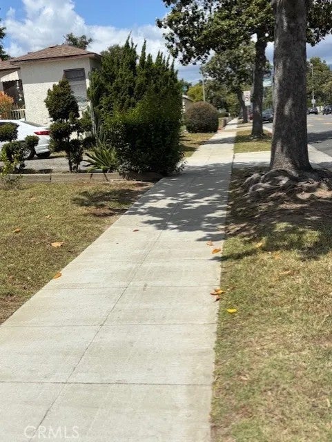 909 S Almansor South