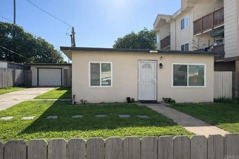 Photo of 275 Dahlia Ave, Imperial Beach, CA 91932 (MLS # PTP2603311)