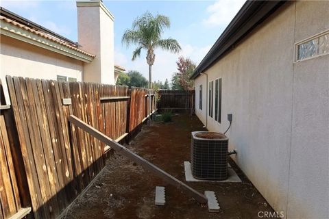 Tiny photo for 6607 Radio Flyer Dr, Bakersfield, CA 93312 (MLS # SR25244265)