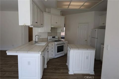 Tiny photo for 6607 Radio Flyer Dr, Bakersfield, CA 93312 (MLS # SR25244265)