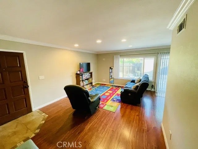 664 Driftwood Lane