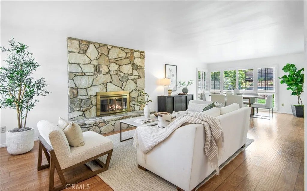 27857 Longhill