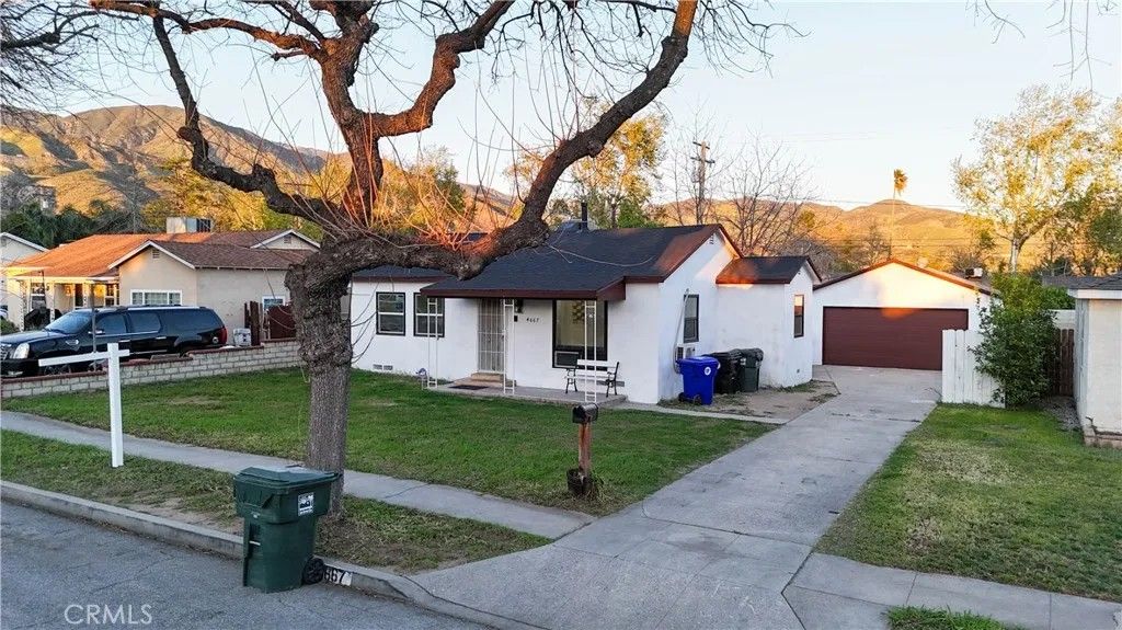 Photo of 4667 N Stoddard Ave, San Bernardino, CA 92407 (MLS # CV26047589)