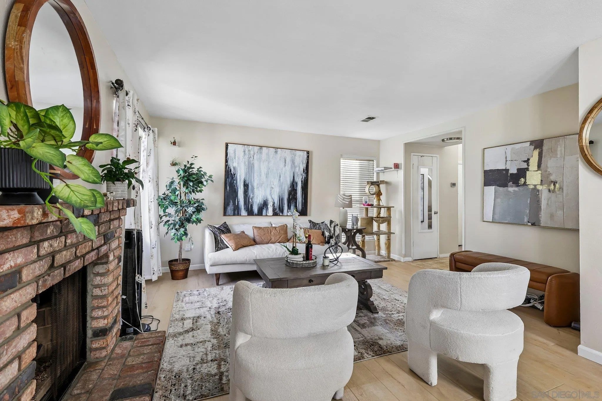 8365 broadway