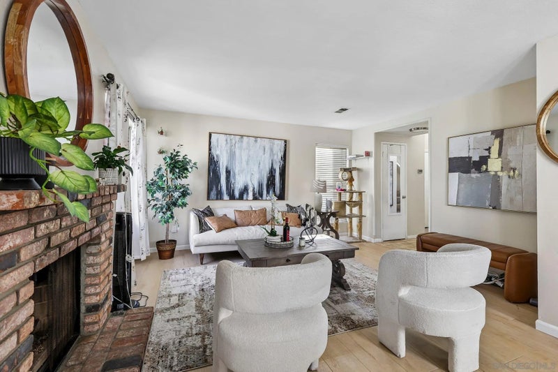 8365 broadway 8