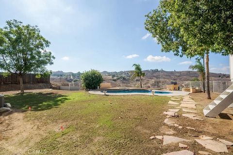 Tiny photo for 15425 Brookview Court, Riverside, CA 92504 (MLS # CV25245981)