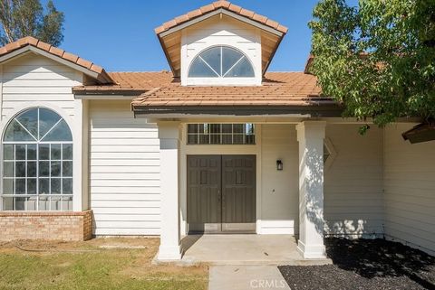 Tiny photo for 15425 Brookview Court, Riverside, CA 92504 (MLS # CV25245981)