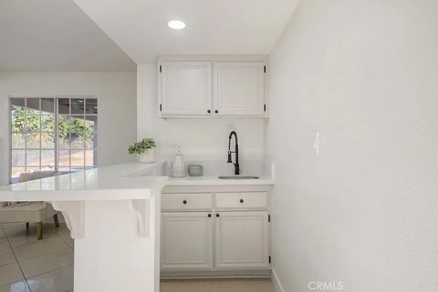 Tiny photo for 15425 Brookview Court, Riverside, CA 92504 (MLS # CV25245981)