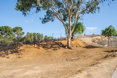 Tiny photo for 15425 Brookview Court, Riverside, CA 92504 (MLS # CV25245981)