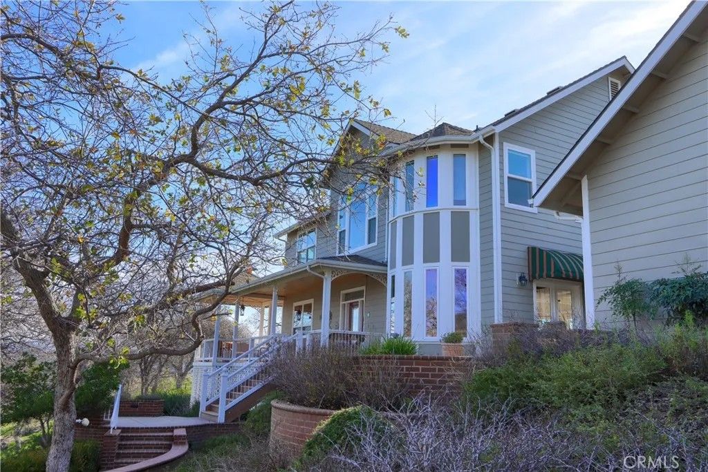 Photo of 42158 John Muir Dr, Coarsegold, CA 93614 (MLS # FR26018865)