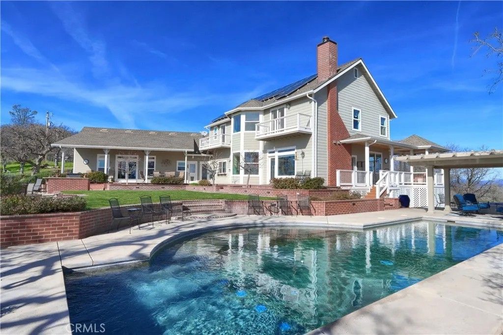 Photo of 42158 John Muir Dr, Coarsegold, CA 93614 (MLS # FR26018865)