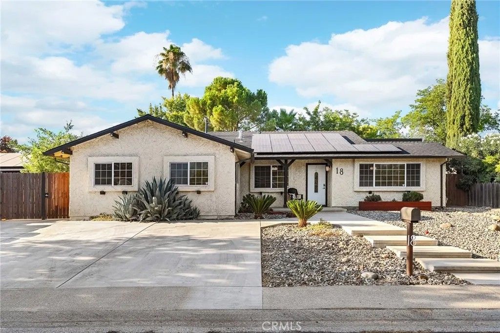 Photo of 18 Jasper Drive, Chico, CA 95928 (MLS # SN26064345)
