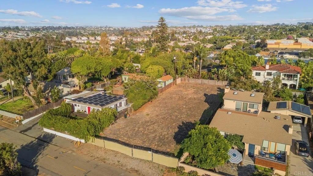 Photo of 837 Stratford Dr, Encinitas, CA 92024 (MLS # NDP2600981)