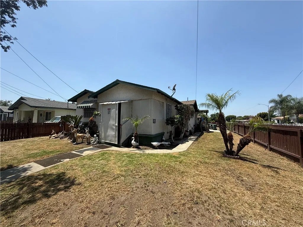 7651 Miramonte
