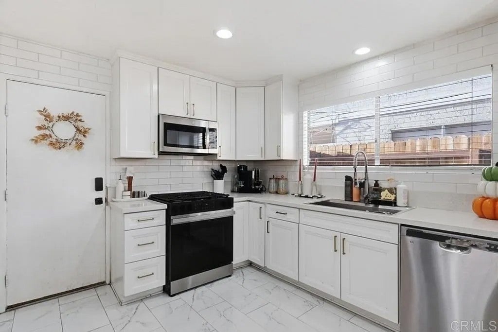 Photo of 428 Sacramento Avenue, Spring Valley, CA 91977 (MLS # PTP2606959)