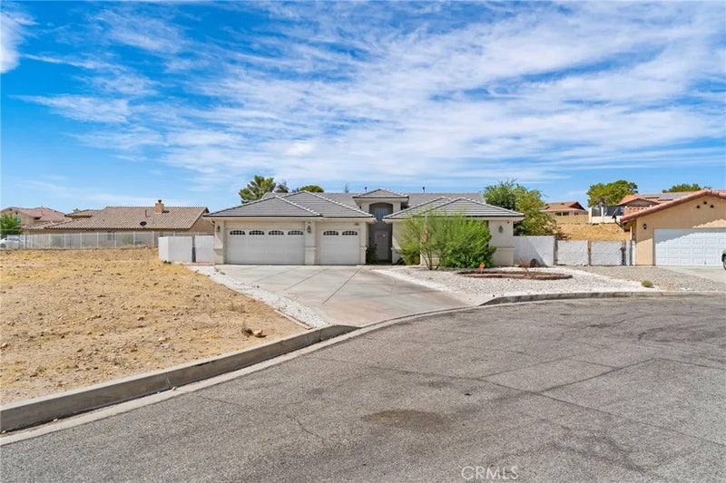 14745 Grafton Lane