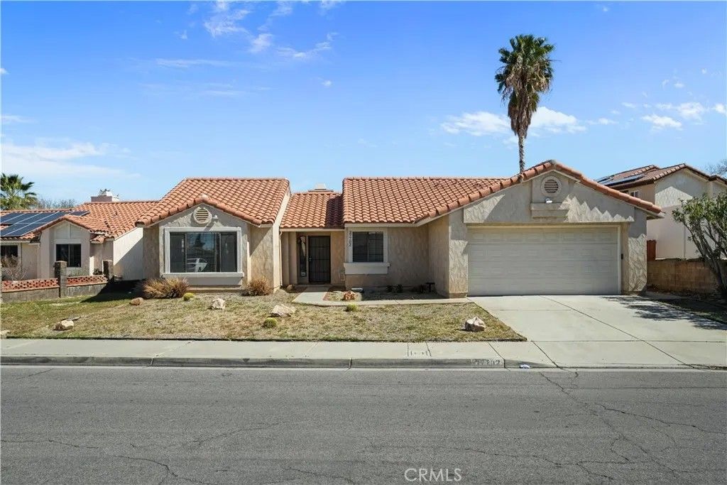 Photo of 37702 50th Street, Palmdale, CA 93552 (MLS # SR26060709)
