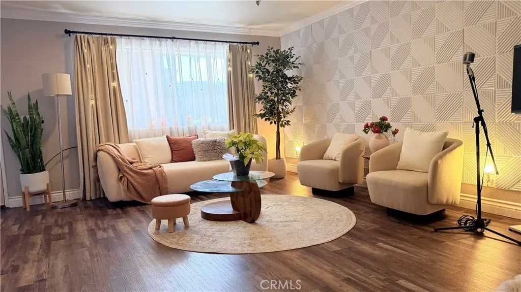 Photo of 7735 Newman Ave, Huntington Beach, CA 92647 (MLS # PW26024542)