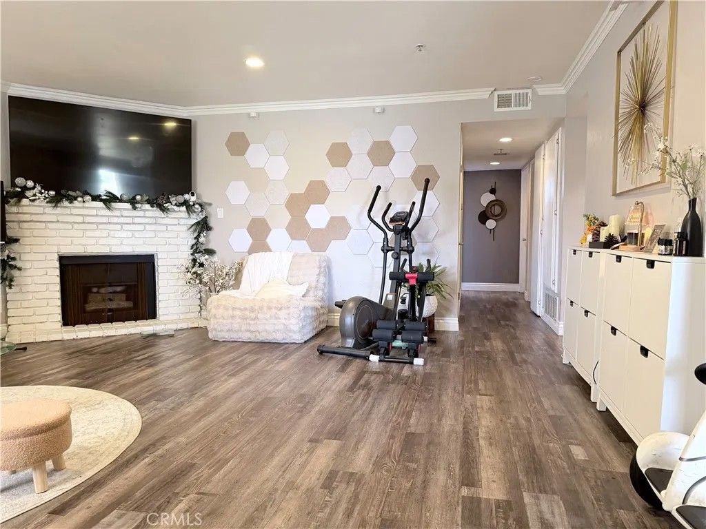 Photo of 7735 Newman Avenue #104, Huntington Beach, CA 92647 (MLS # PW26024542)