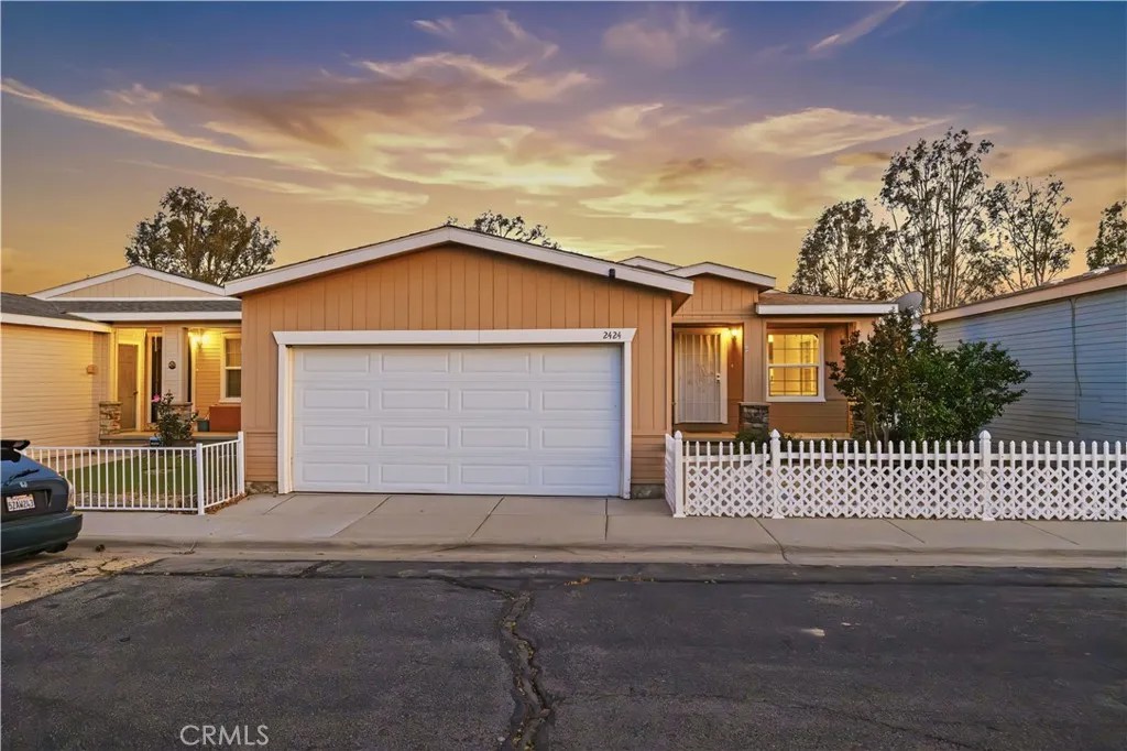 2424 Grandview Terrace