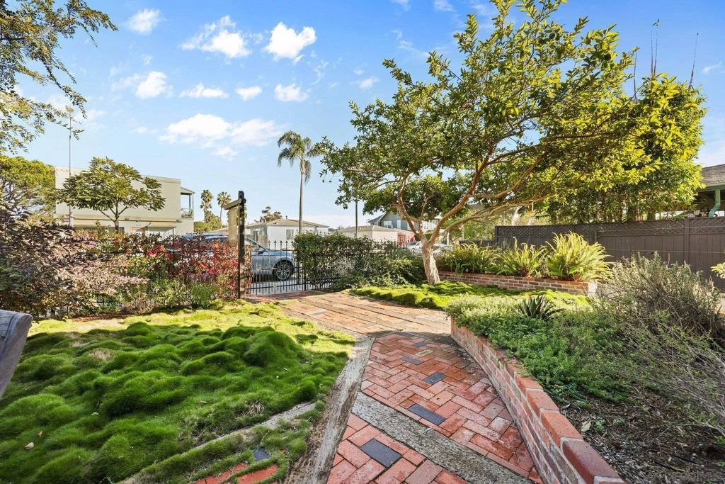 Photo of 1930 30Th St, San Diego, CA 92102 (MLS # 250044216)