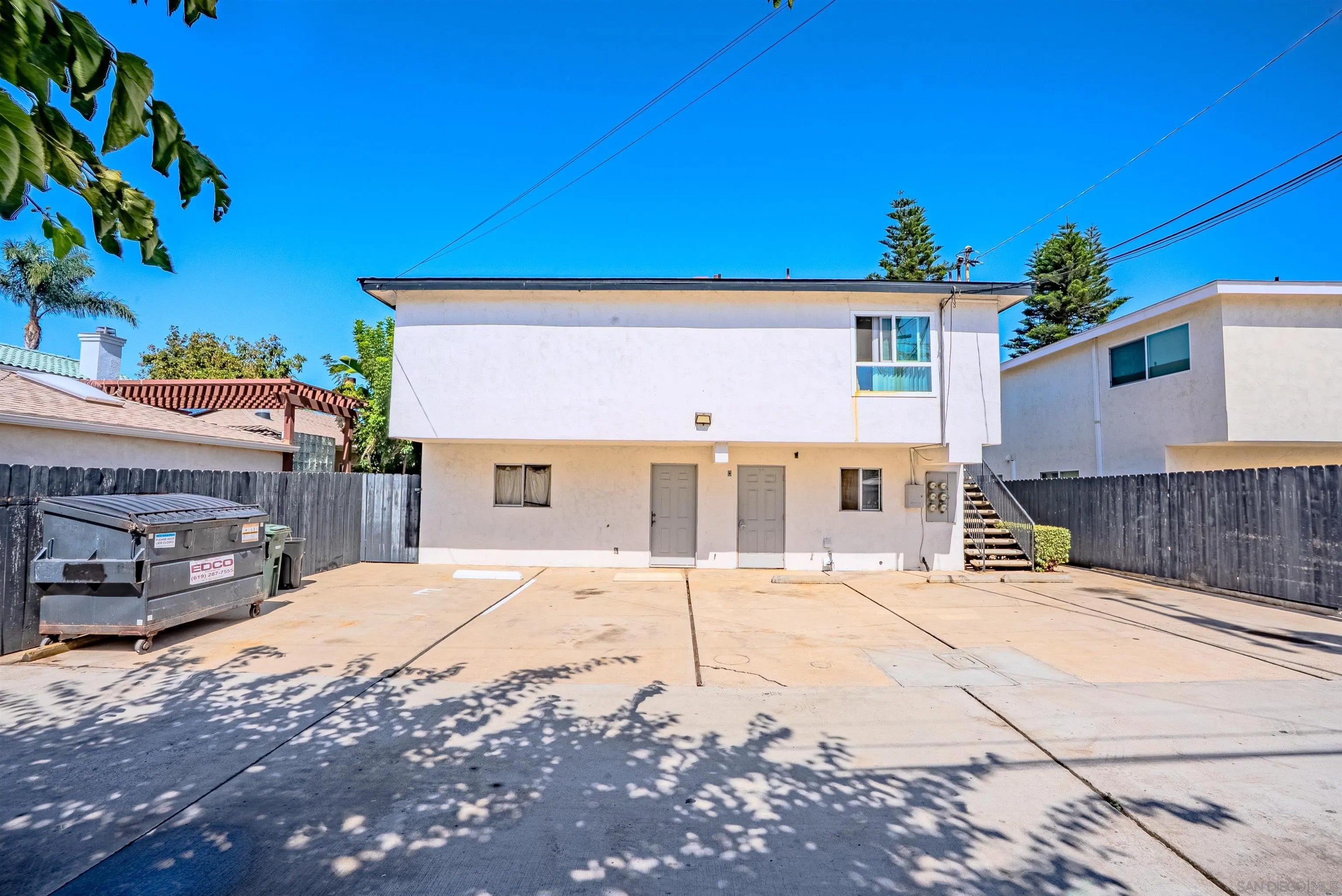 269 Elder Ave