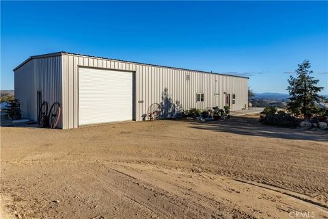 Tiny photo for 4265 Nickel Creek Road, San Miguel, CA 93451 (MLS # NS25258988)