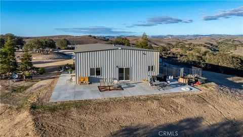 Tiny photo for 4265 Nickel Creek Road, San Miguel, CA 93451 (MLS # NS25258988)