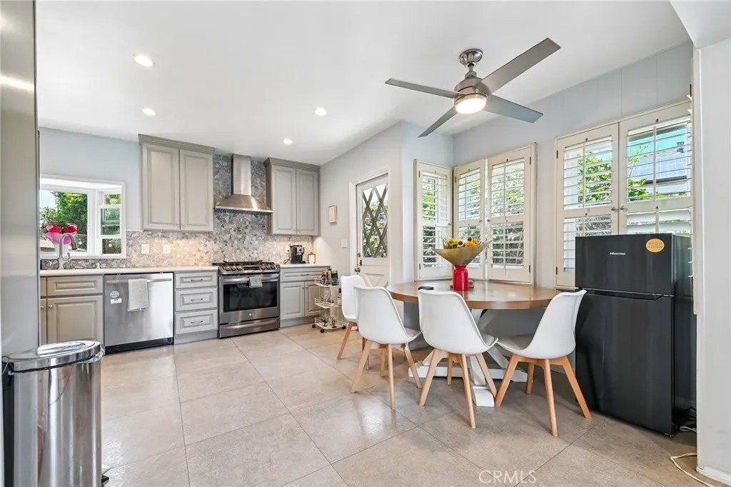 6320 W 85th Street