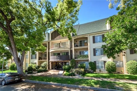 Photo of 215 N Kenwood Street #303, Glendale, CA 91206 (MLS # GD26057346)