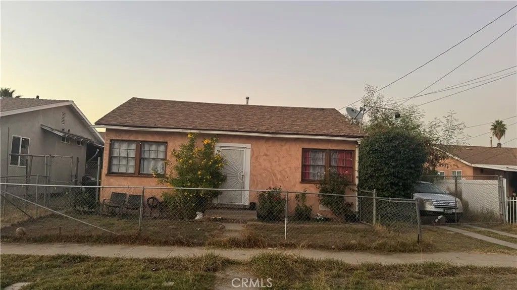 Photo of 1001 N Mountain View, San Bernardino, CA 92410 (MLS # IG25234958)