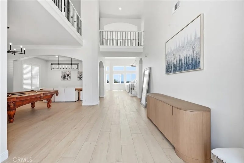 17412 Harlan Dr