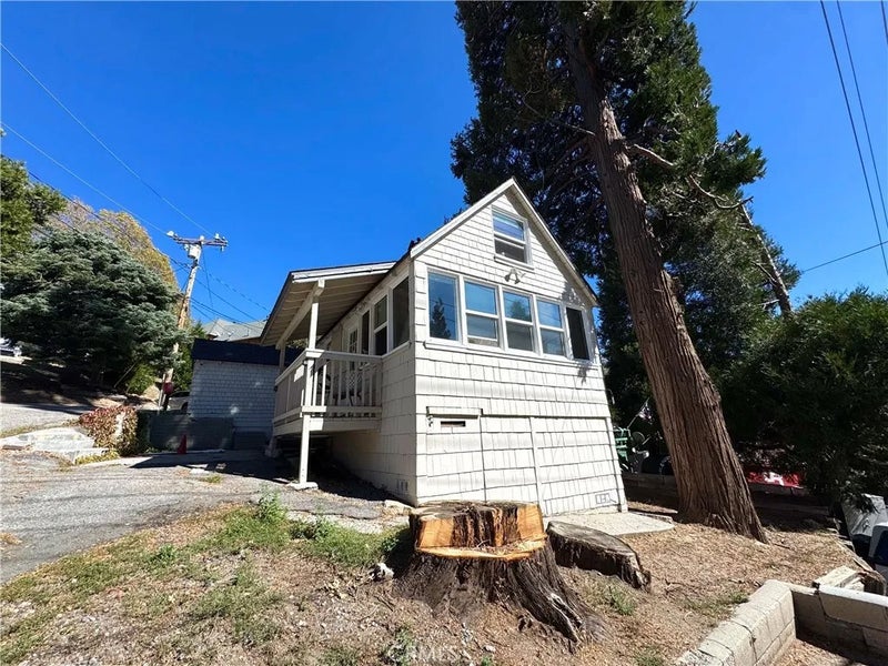 29166 Lyon Drive