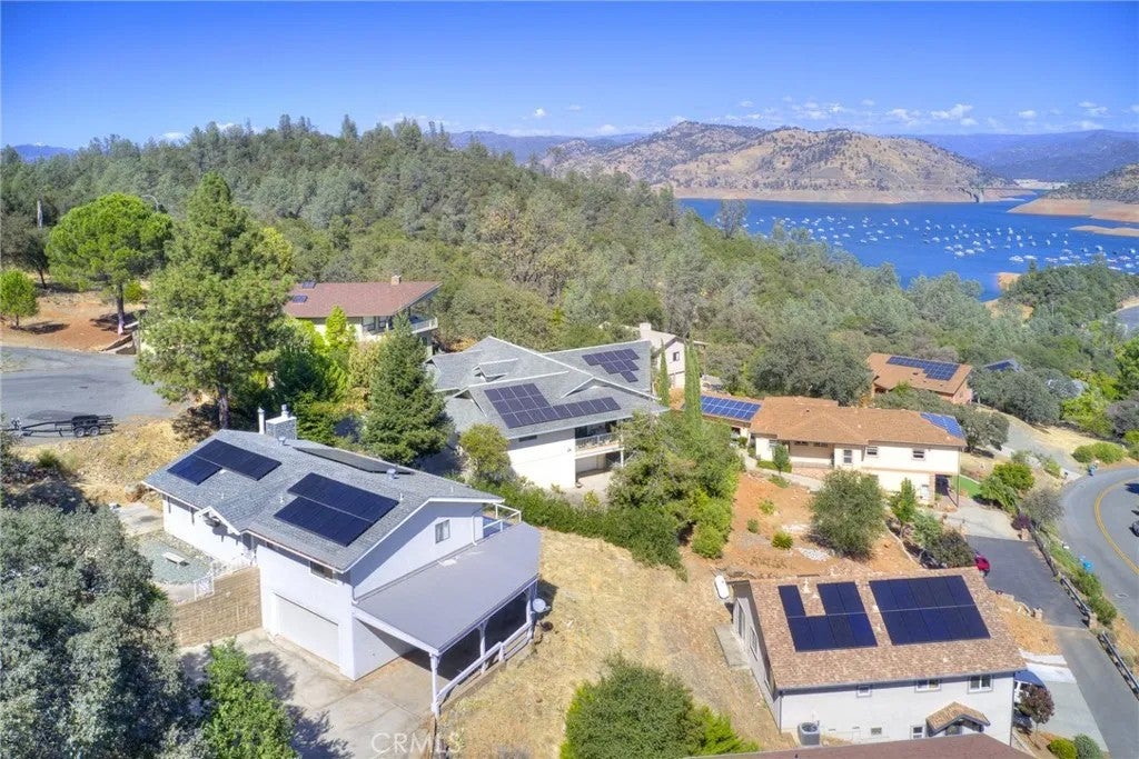 5366 Fall River Court
