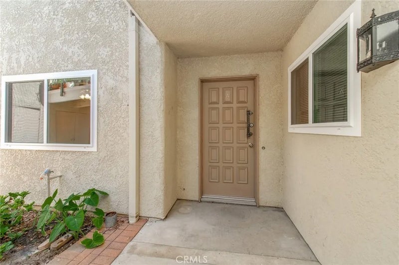 5529 Via La Mesa A