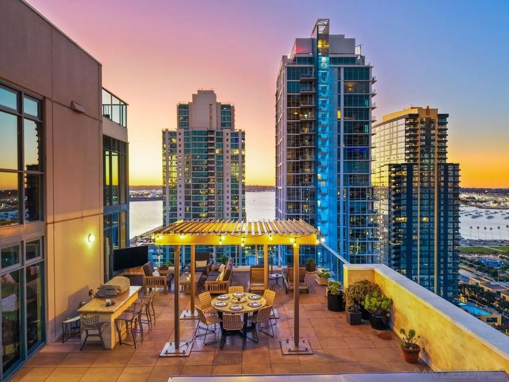 Photo of 1240 India St #2306, San Diego, CA 92101 (MLS # 2600955)