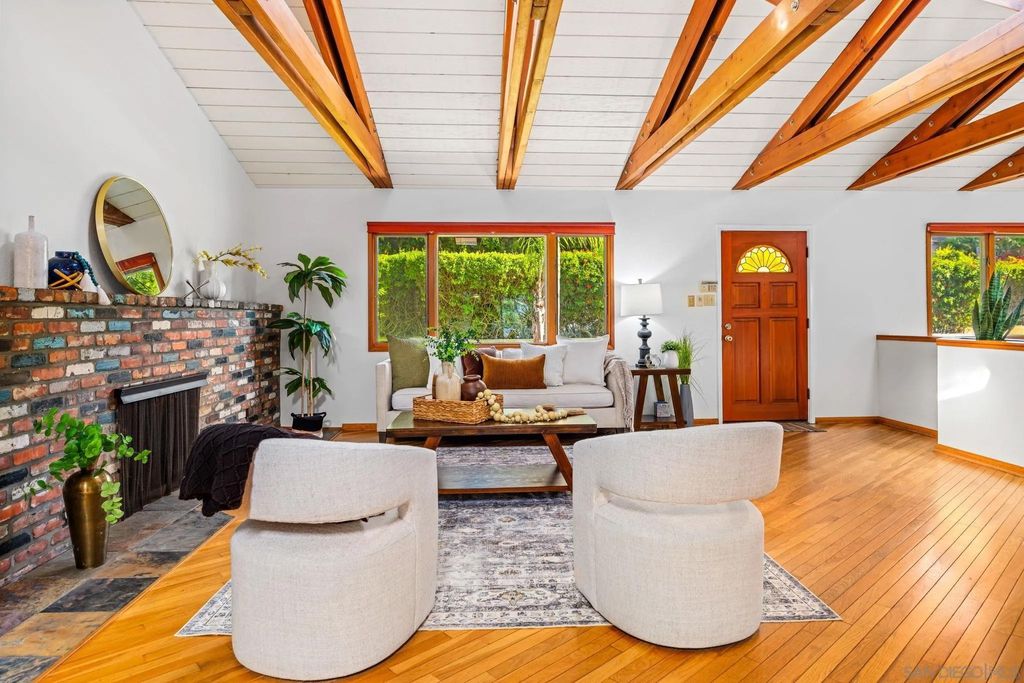 Photo of 661 Union St, Encinitas, CA 92024 (MLS # 260008519)