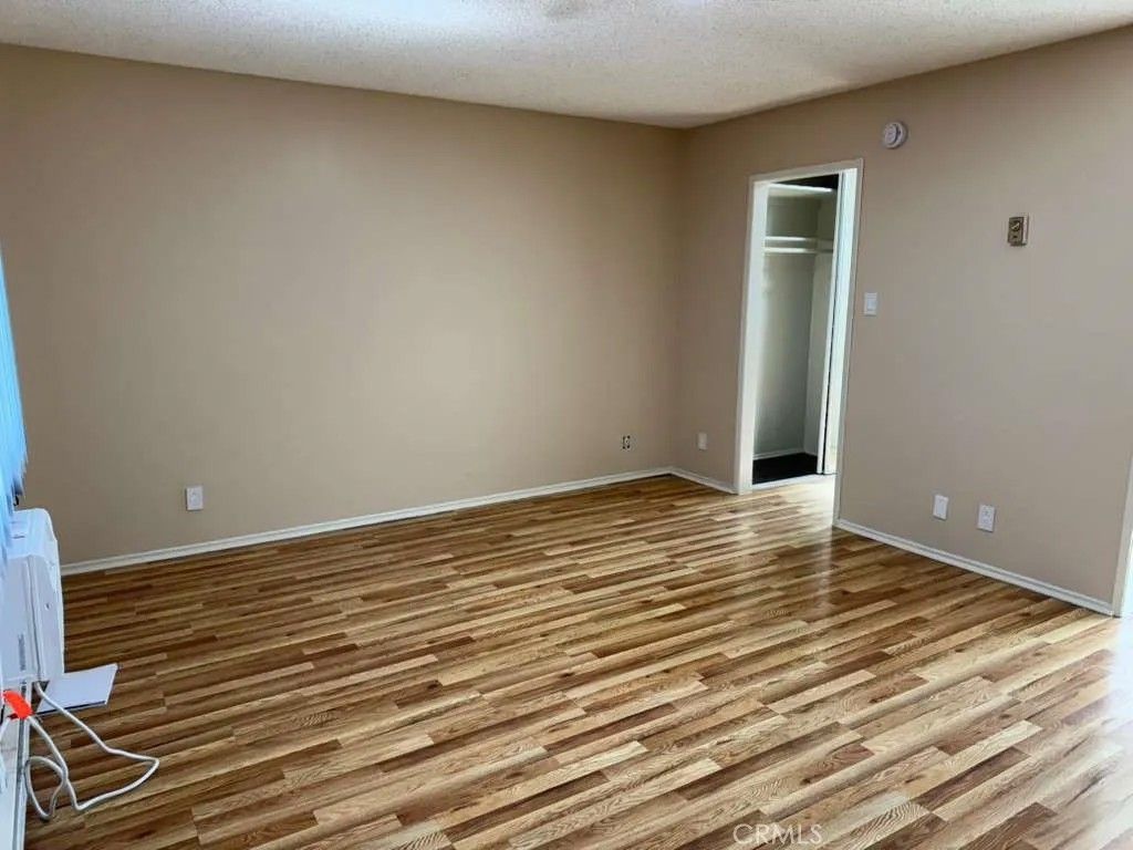 Photo of 6438 Mammoth Avenue, Van Nuys, CA 91401 (MLS # BB25279438)