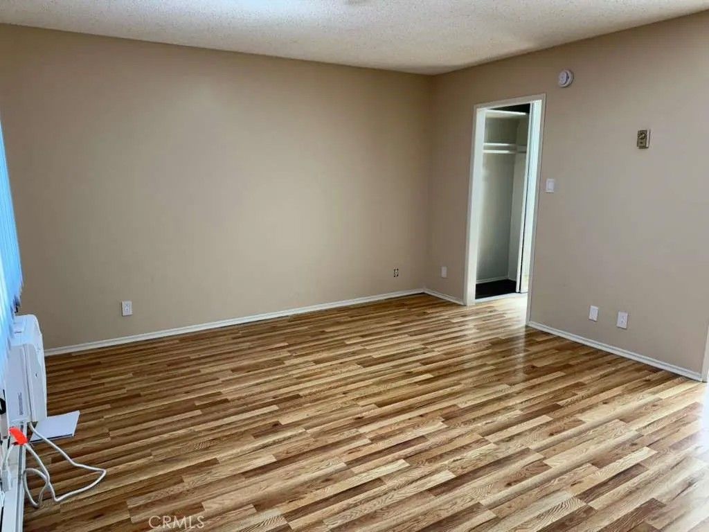 Photo of 6438 Mammoth Avenue, Van Nuys, CA 91401 (MLS # BB25279438)