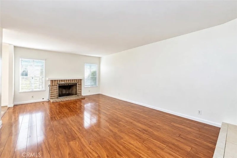 64 Ashbrook