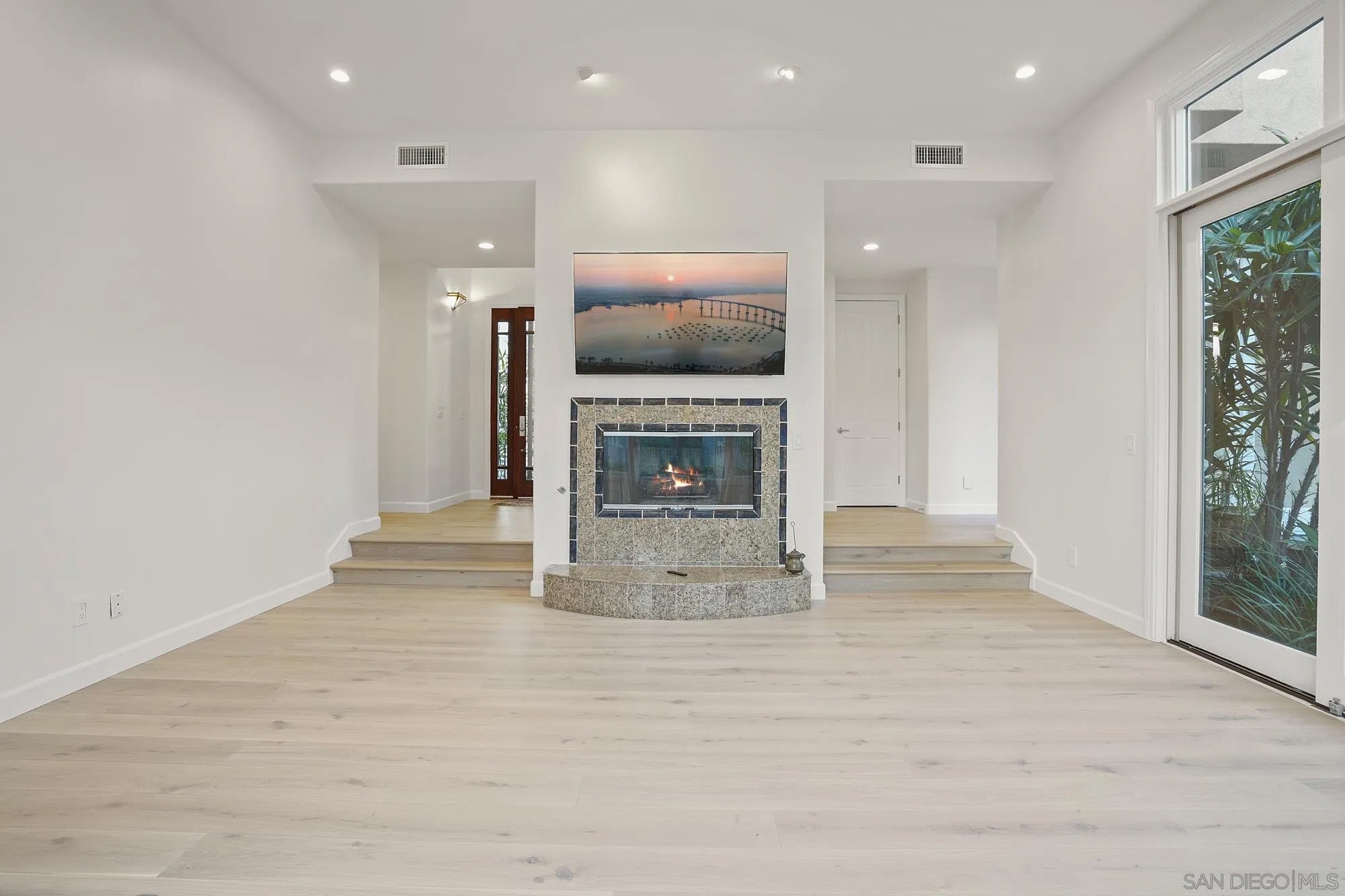 13601 Nogales Drive