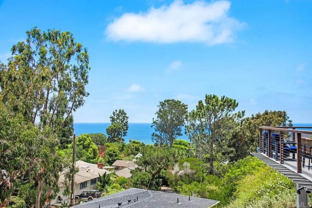 555 Amphitheatre Dr