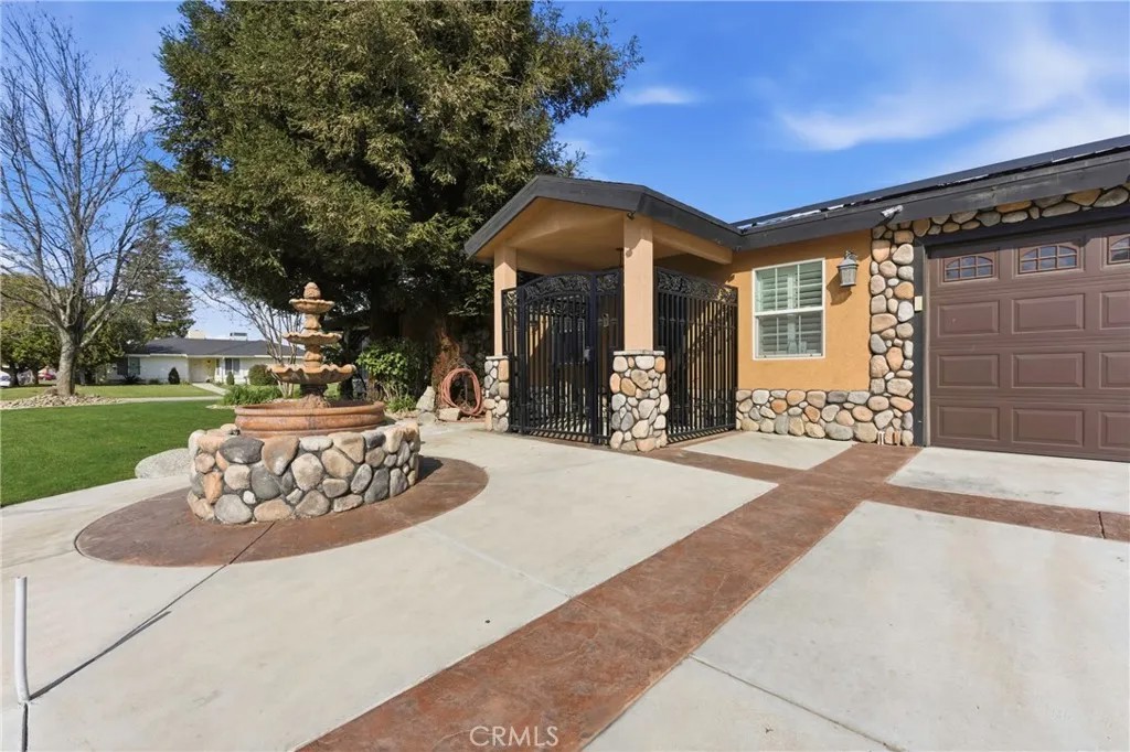 6317 Scenic Way