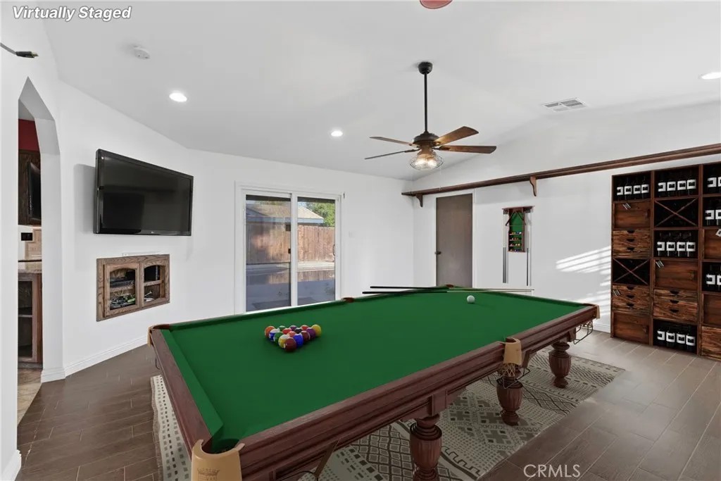 6317 Scenic Way